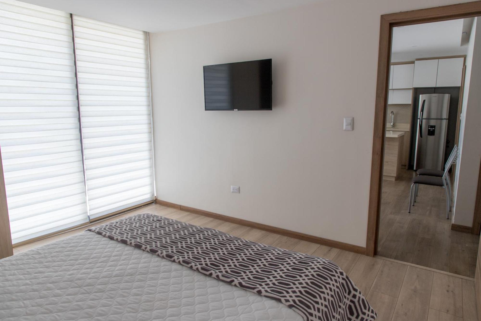 Hotel Brist0L Suites Centro Historico Куенка Екстериор снимка