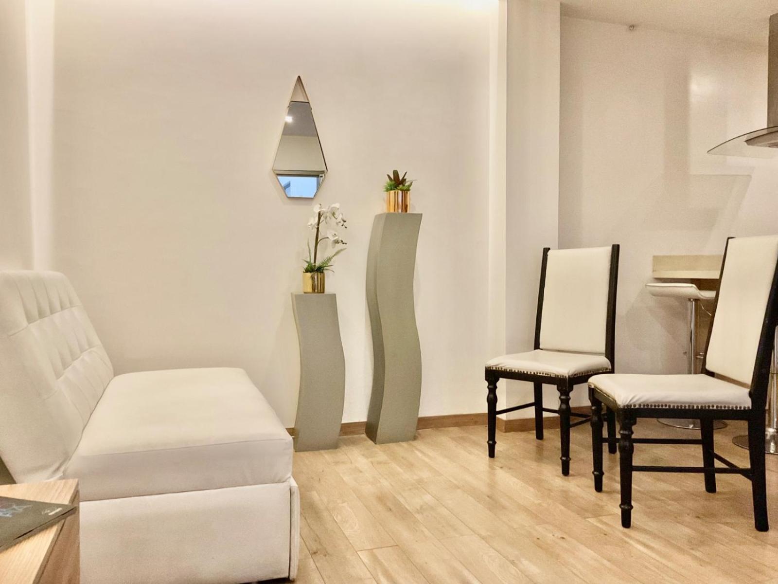 Hotel Brist0L Suites Centro Historico Куенка Екстериор снимка